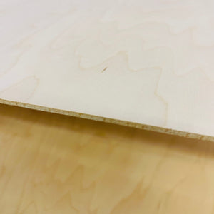 Maple Plywood with Veneer Core